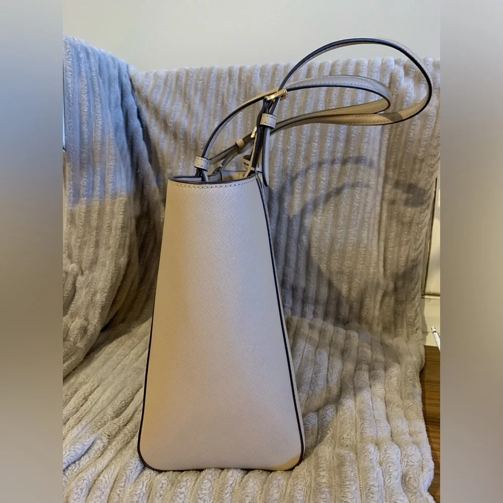 Michael Kors - Picture 3 of 12